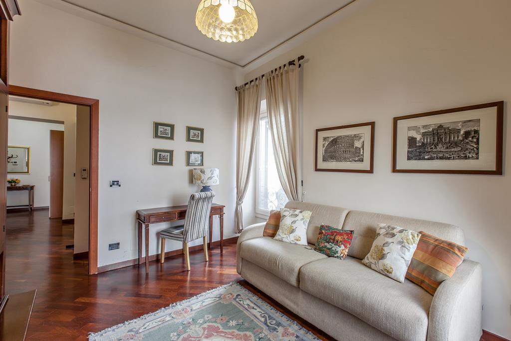 Rent Home In Roma Esterno foto